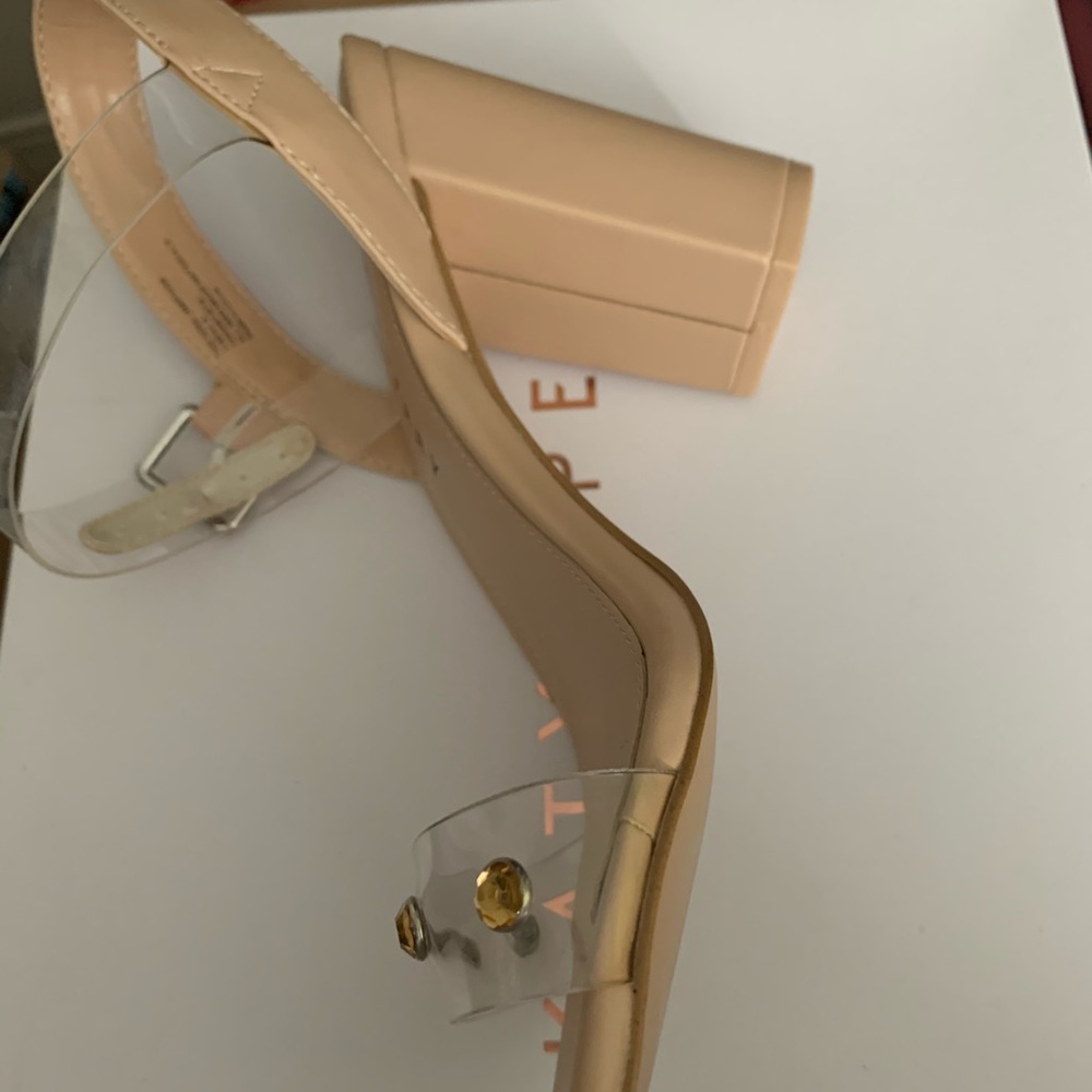 Katy Perry heels